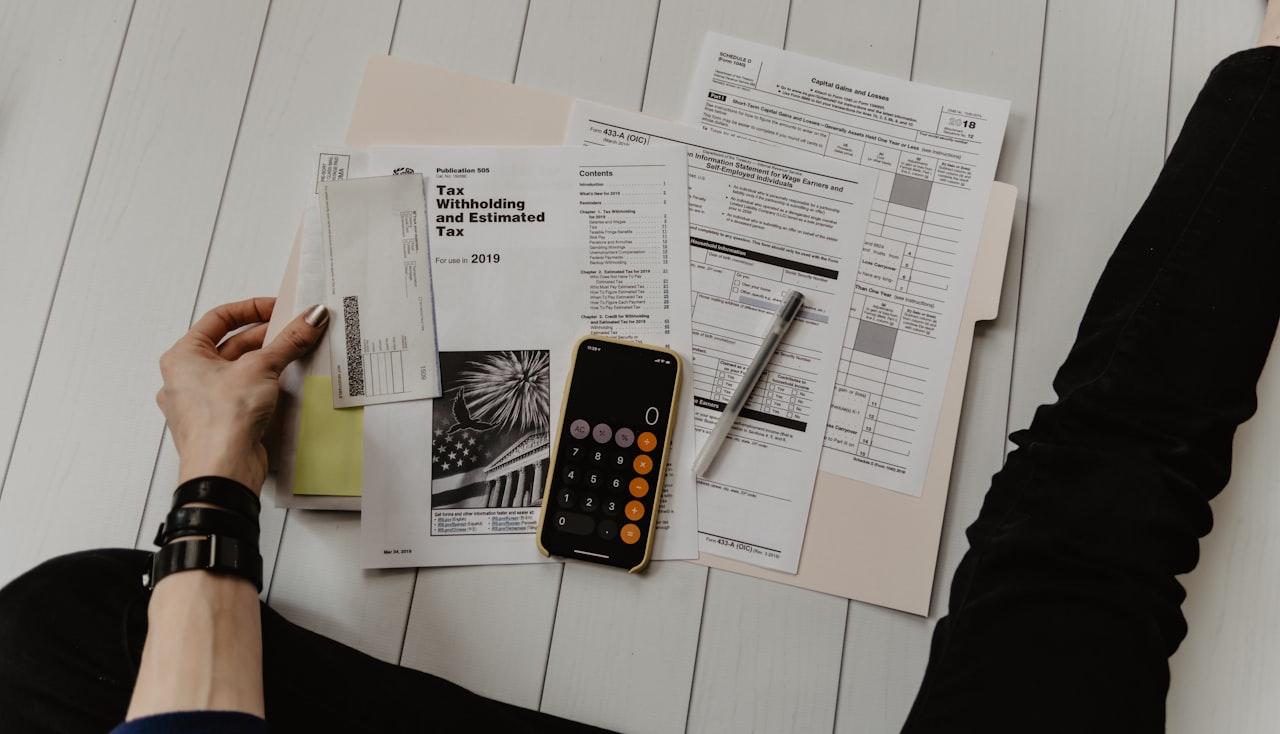 Finance work — analysis and planning